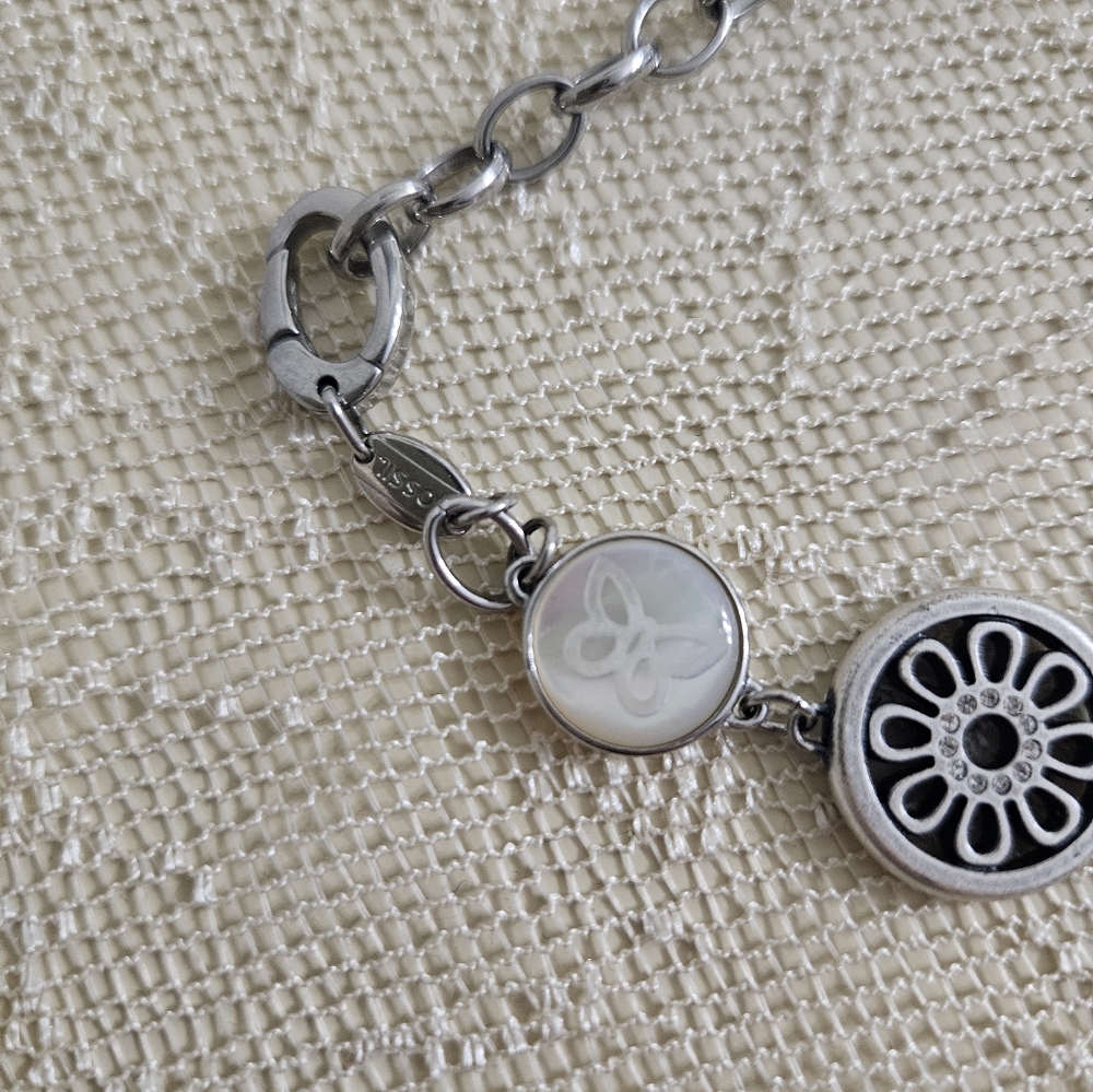 Vintage Fossil Silver Tone & Crystal Butterfly Round Design Bracelet - Picture 3 of 4